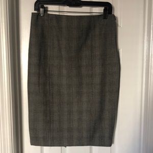 Pencil skirt Lila Rose size 6